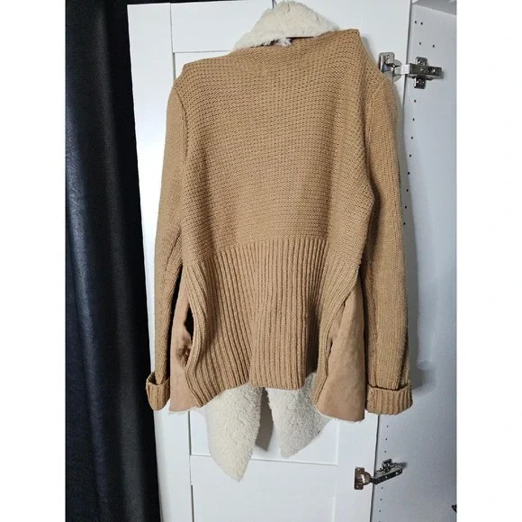 New York & CO Faux Suede Sherpa Lined Sleeveless Cardigan Tan Jacket Size M - Picture 2 of 8